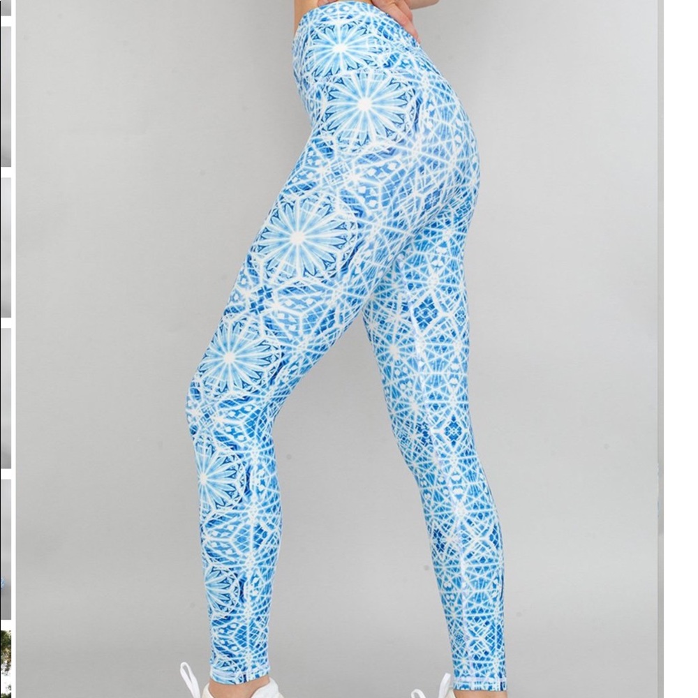 Wolven Threads Aqua Aura Leggings